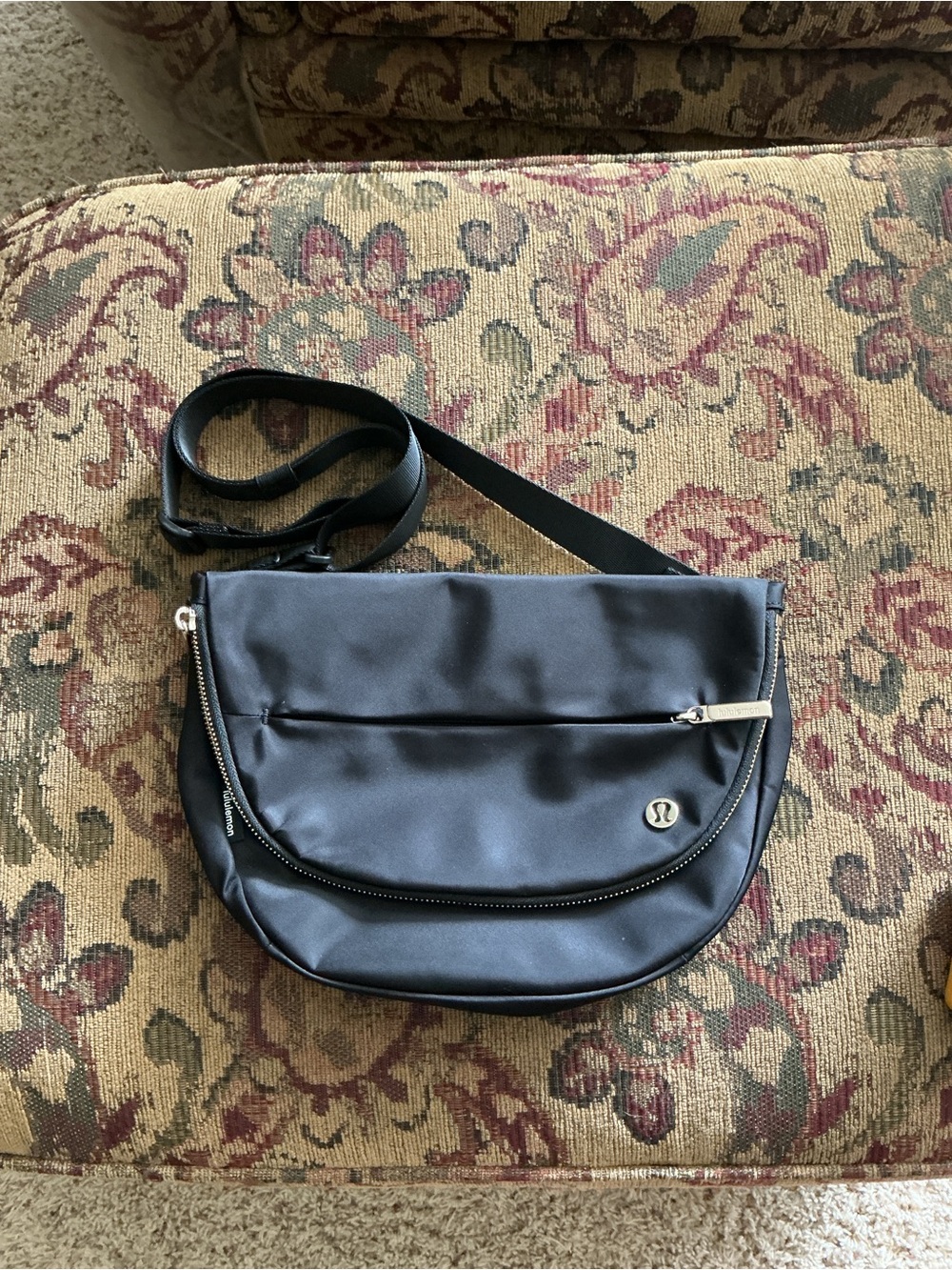 lululemon All Night Festival Bag 5L Crossbody Black